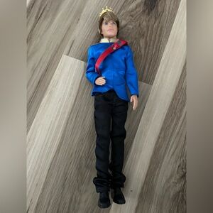 Mattel Fairytale Wedding Ken Doll wrong shoes different doll C189